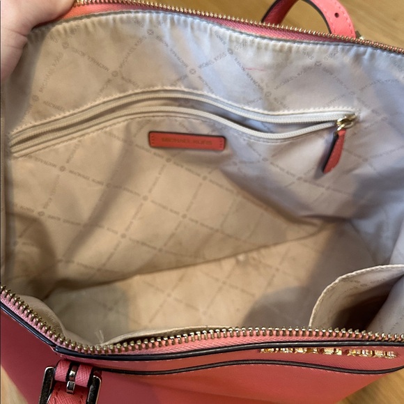 Michael Kors Pre Loved Coral Tote - Picture 7 of 9